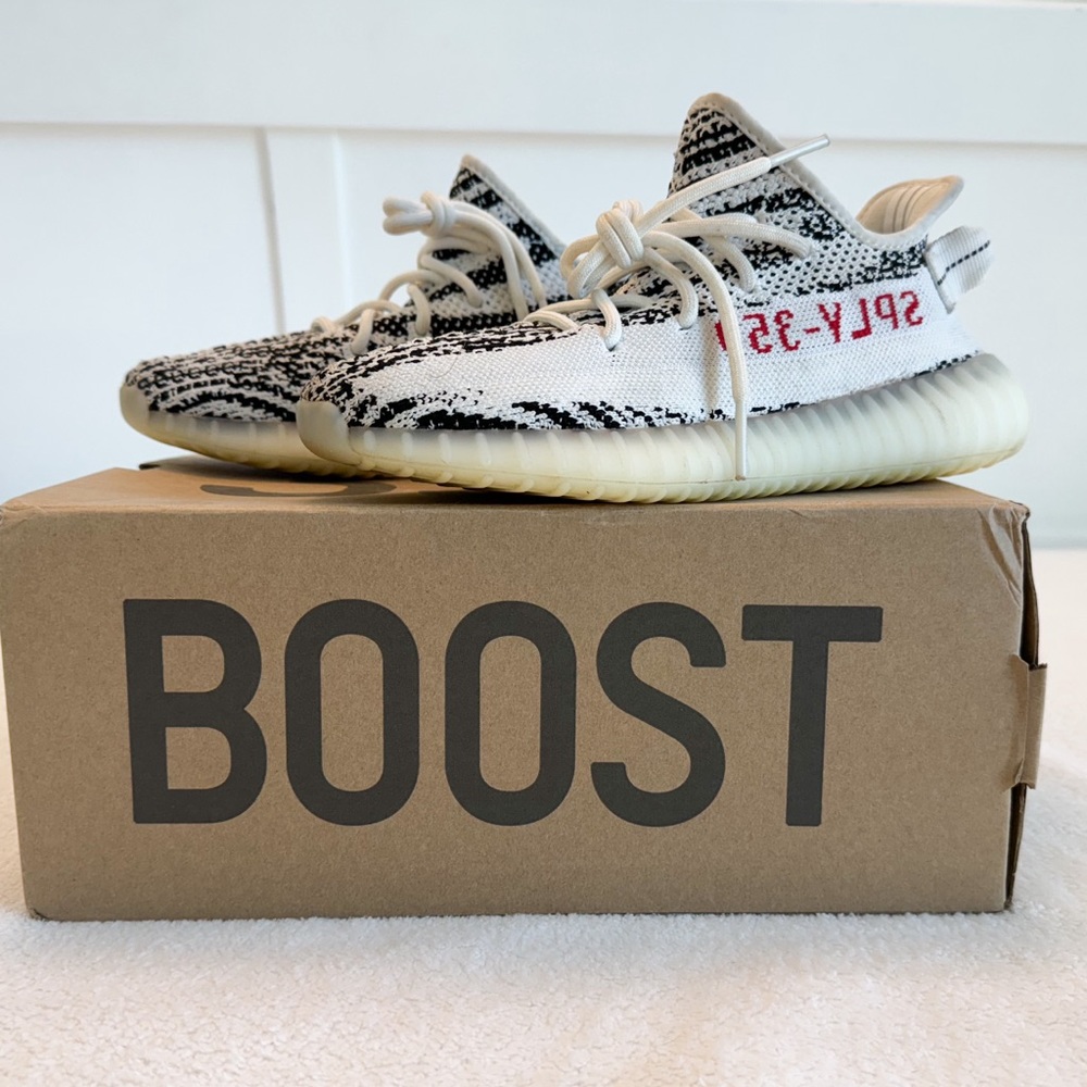 Adidas Yeezy Boost 350 V2 Zebra